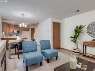 Photo #2: 668375341 Listing 