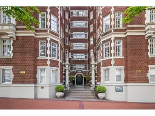 Photo #2: 668751042 Listing