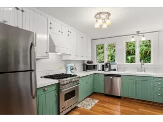 Photo #4: 669142454 Listing 