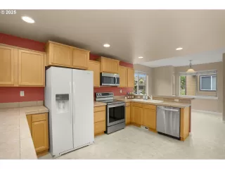 Photo #2: 669336446 Listing 