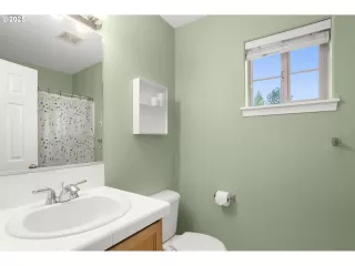 Photo #6: 669336446 Listing 