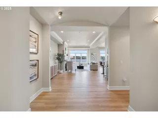 Photo #3: 669420266 Listing 