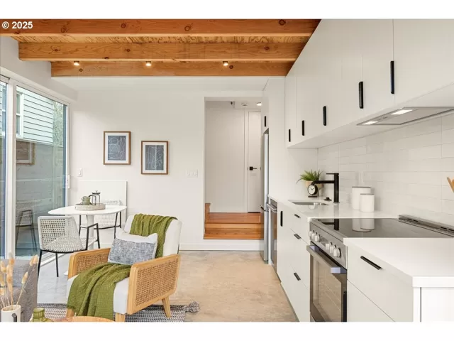 MLS: 669851990 Condo For Sale