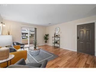 Photo #3: 669863400 Listing 