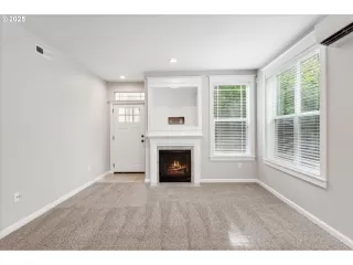 Photo #6: 670383469 Listing 