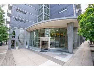 PINNACLE Condos for Sale