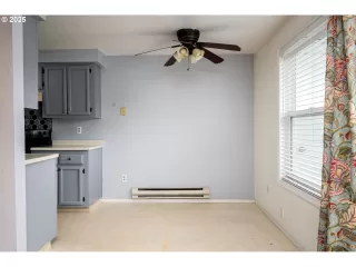 Photo #2: 670652495 Listing 