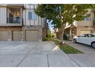 Photo #5: 670905094 Listing 