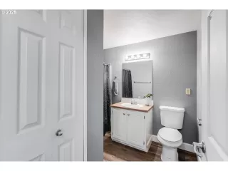 Photo #2: 671031309 Listing 