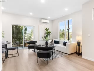 Photo #3: 671151934 Listing 