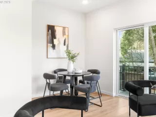 Photo #4: 671151934 Listing 