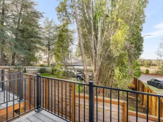 Photo #6: 671151934 Listing 