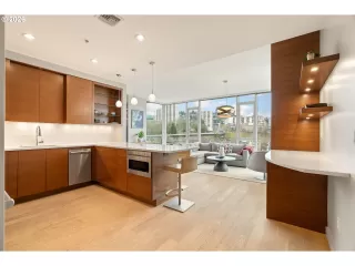 Photo #2: 671700340 Listing 