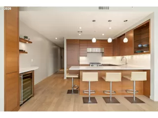 Photo #4: 671700340 Listing 