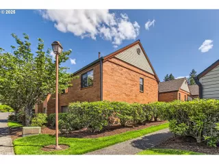 Photo #1: 671783124 Listing