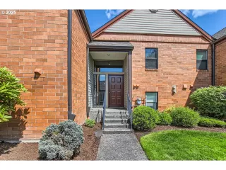 Photo #2: 671783124 Listing