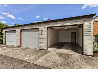 Photo #3: 671783124 Listing