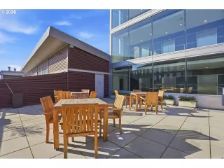 Photo #5: 671879438 Listing