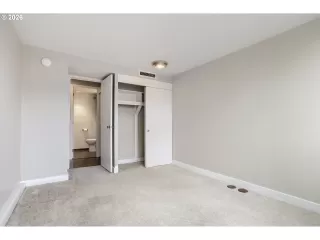 Photo #6: 672042156 Listing 