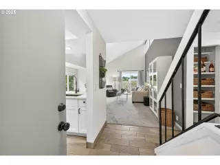 Photo #4: 672865279 Listing 