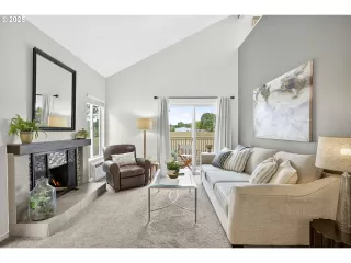 Photo #6: 672865279 Listing 