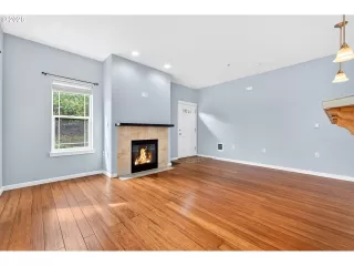 Photo #2: 673064992 Listing 