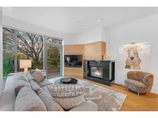 Photo #6: 673099832 Listing 