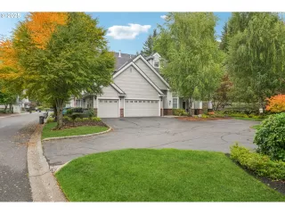 Photo #3: 673385068 Listing 