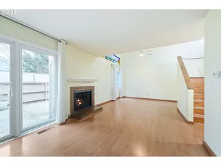 Photo #4: 673473094 Listing