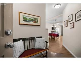 Photo #4: 673770231 Listing