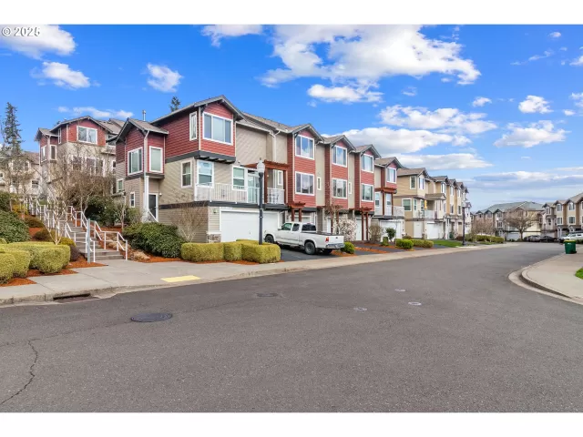 MLS: 673803401 Condo For Sale