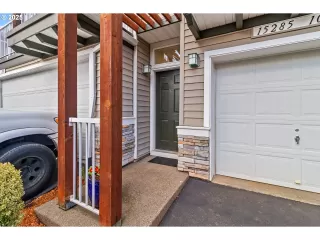 Photo #4: 673803401 Listing 