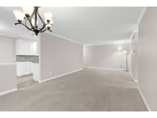 Photo #2: 674379439 Listing