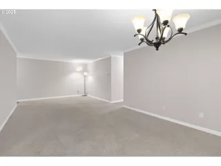 Photo #3: 674379439 Listing