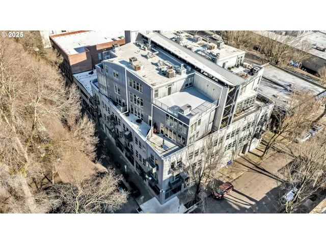 MLS: 674694410 Condo For Sale