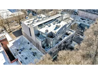 Photo #1: 674694410 Listing 