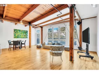 Photo #5: 674694410 Listing 