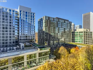 Photo #3: 674807690 Listing 