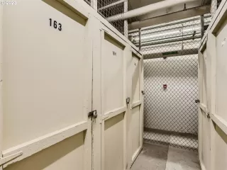 Photo #6: 674807690 Listing 