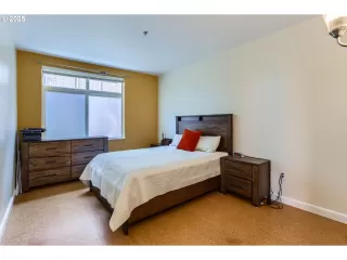 Photo #6: 674979837 Listing