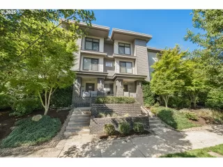 Photo #3: 675672507 Listing