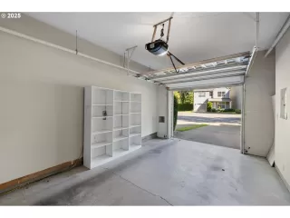 Photo #1: 675787976 Listing