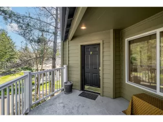 Photo #2: 676026952 Listing 