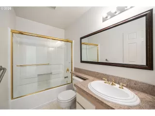 Photo #5: 676026952 Listing 