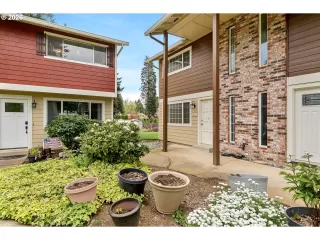 Photo #1: 676144547 Listing 