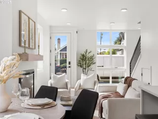 Photo #2: 676515080 Listing