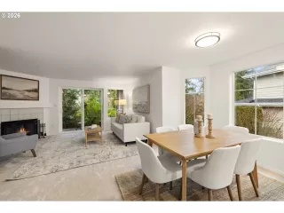 Photo #5: 676776201 Listing 