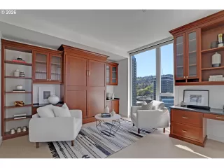 Photo #5: 677238360 Listing