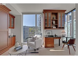 Photo #6: 677238360 Listing