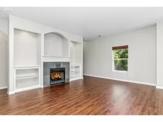 Photo #4: 679093934 Listing 